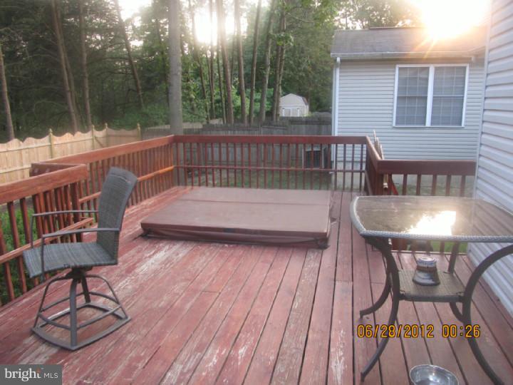22 Wakefield Road Atco, NJ 08004 - Photo 15 of 18 Deck
