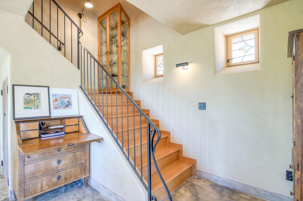 1069 Summit Road Watsonville, CA 95076 - Photo 26 of 50 a view of entryway and hall with wooden floor