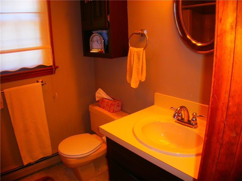17 A Bellingham Road Blackstone, MA 01504 - Photo 12 of 20 Gallery Image 12