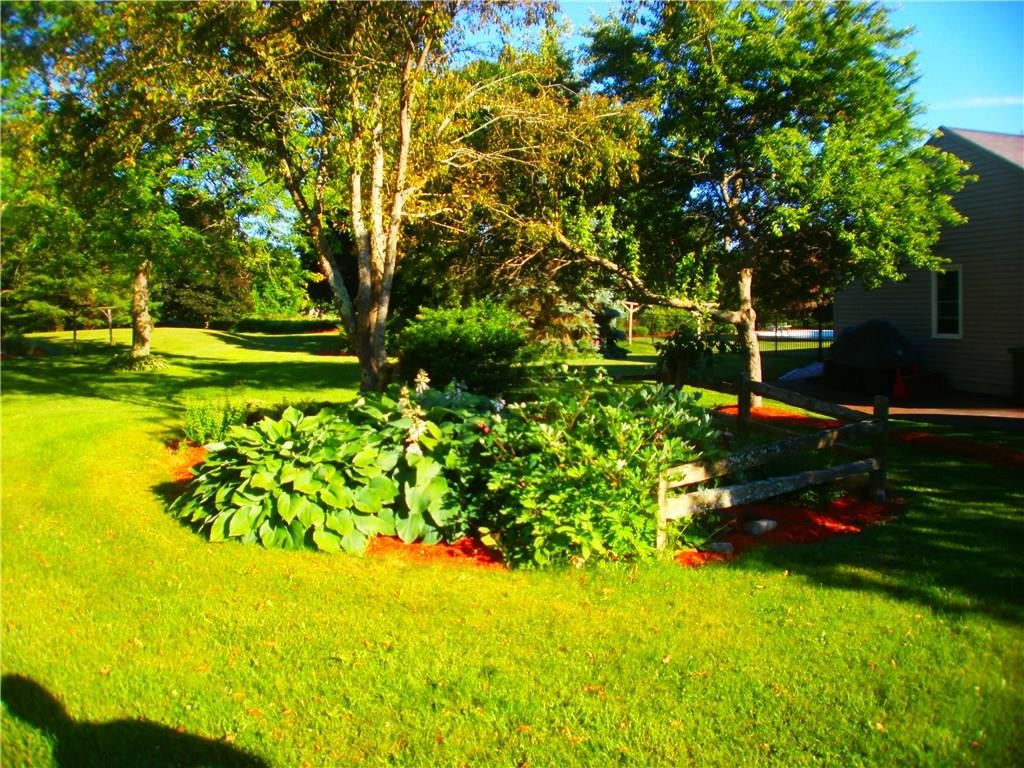 17 A Bellingham Road Blackstone, MA 01504 - Photo 19 of 20 Gallery Image 19