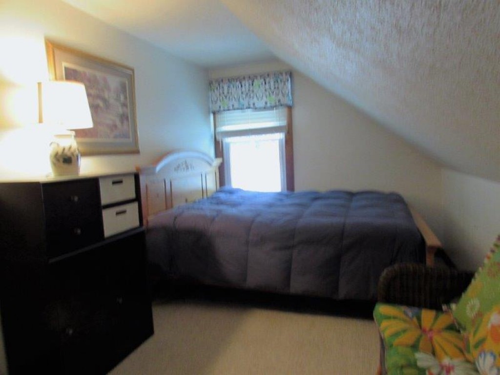 57 Reservoir Road Northfield, NH 03276 - Photo 32 of 36