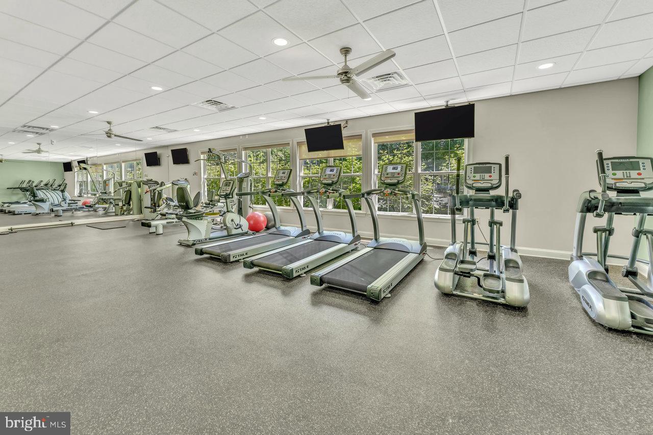 91 Kyle Way Ewing, NJ 08628 - Photo 29 of 35