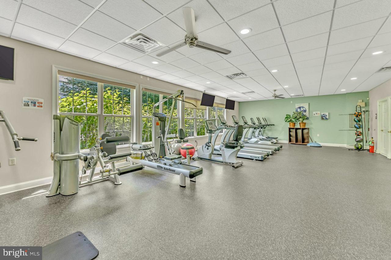 91 Kyle Way Ewing, NJ 08628 - Photo 30 of 35