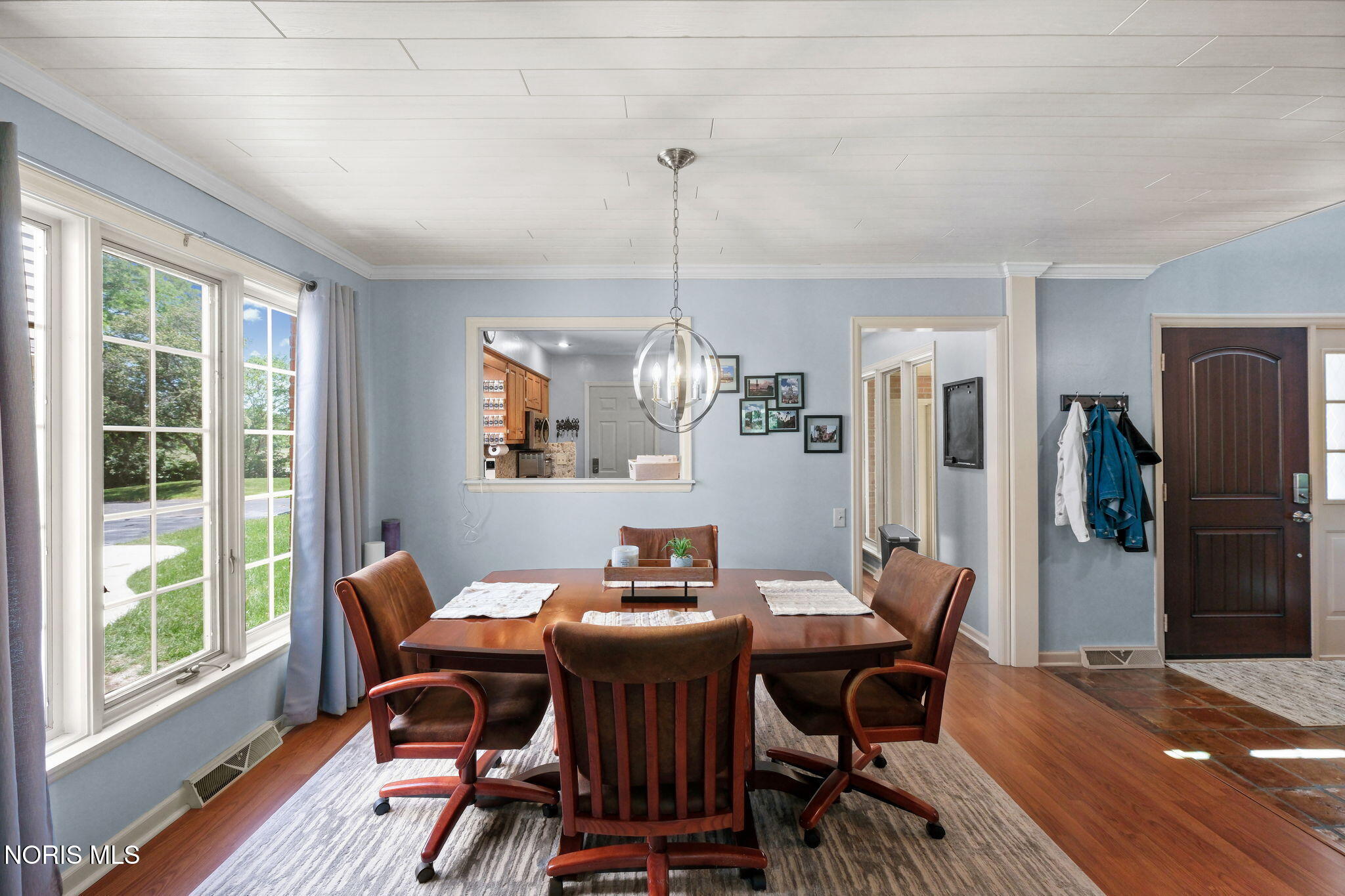 29241 Bates Road Perrysburg, OH 43551 - Photo 7 of 49 Gallery Image 7