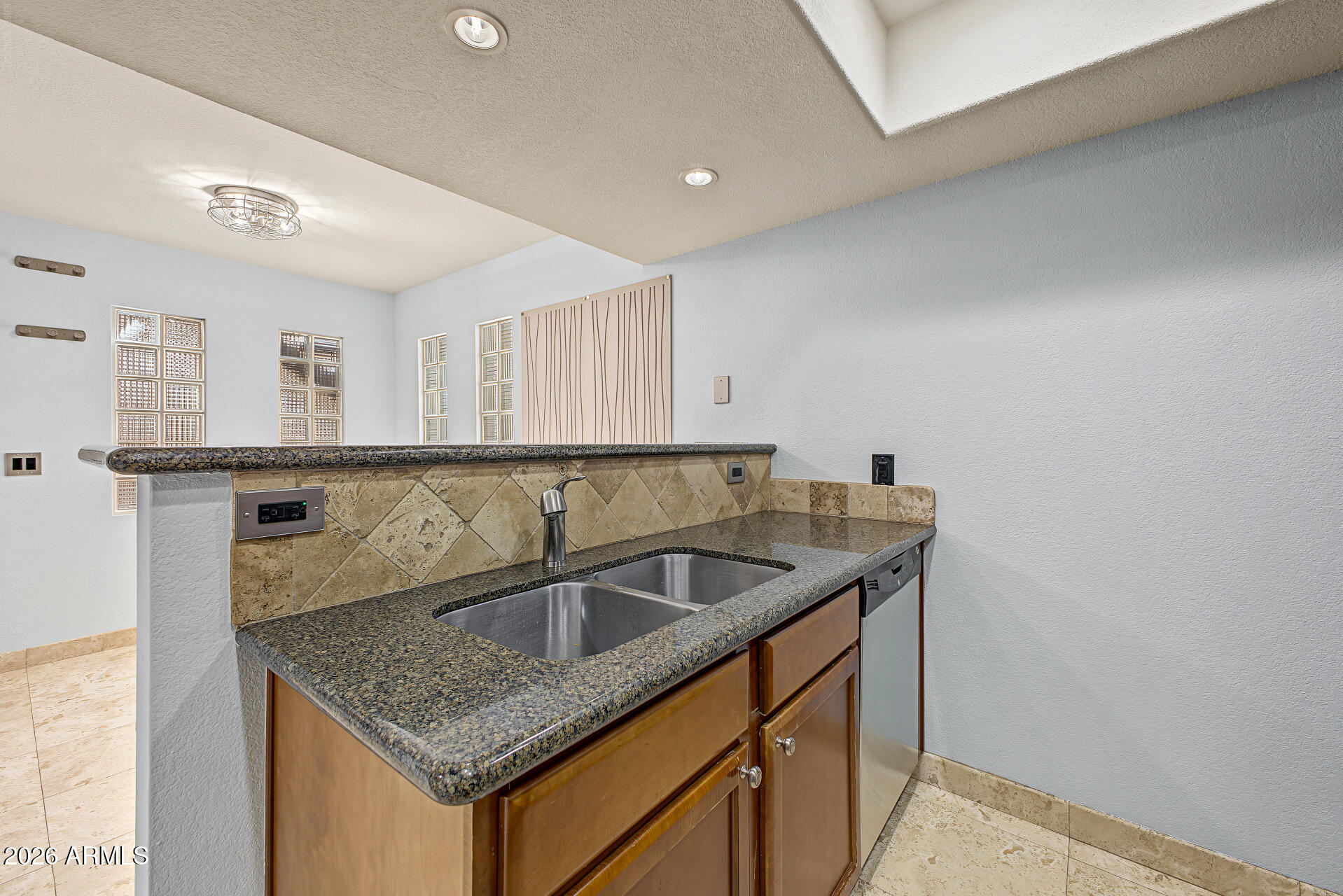 3235 East Camelback Road, Unit 124 Phoenix, AZ 85018 - Photo 14 of 29 14-Camelback