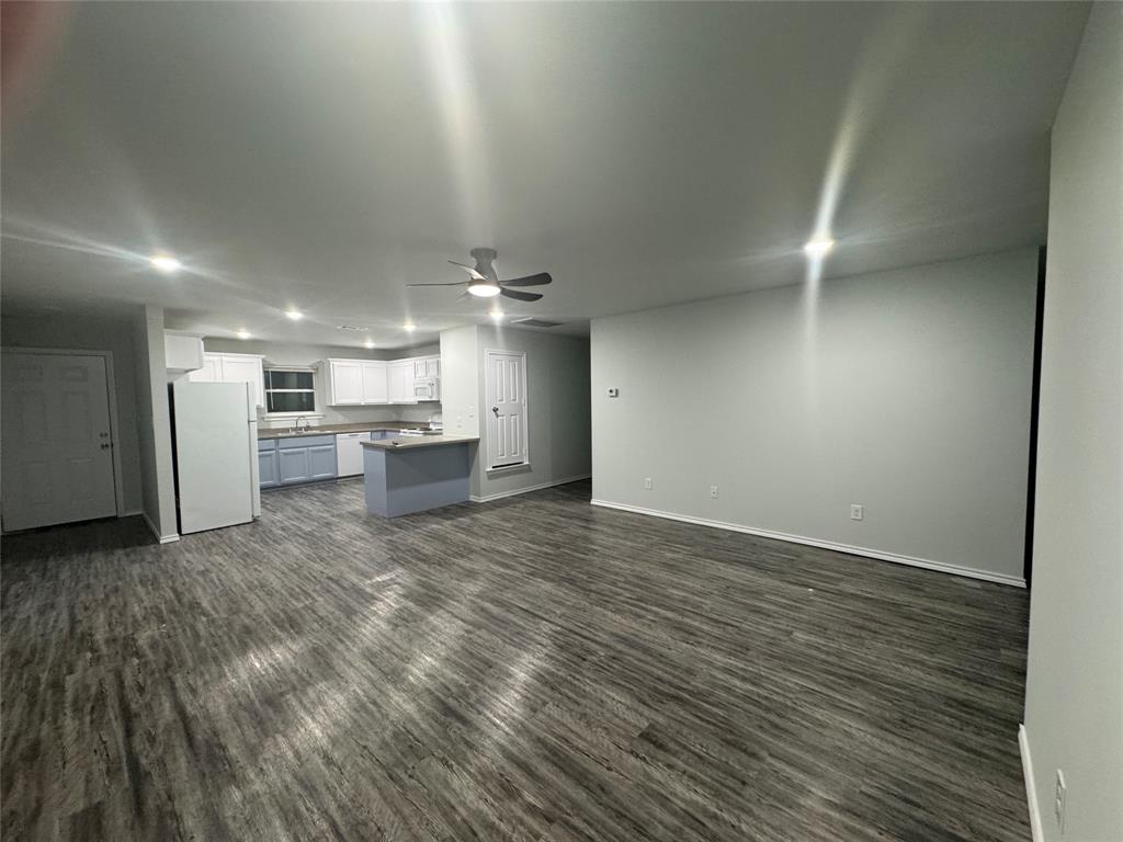 800 Sycamore Street, Unit 106 Commerce, TX 75428 - Photo 4 of 9