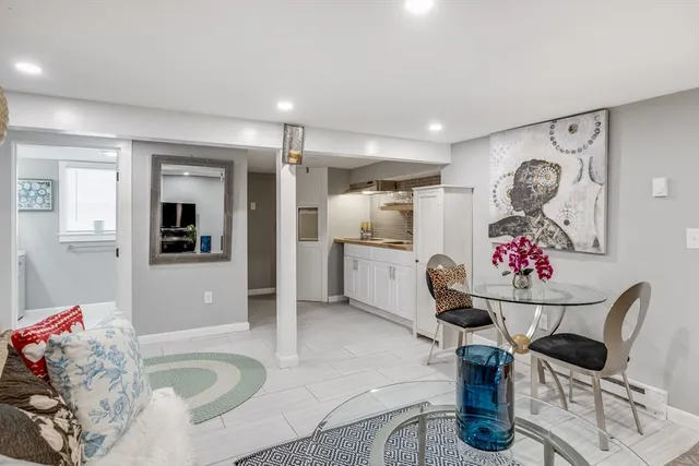 $2,800 | 20 Brigantine Avenue, Barnstable, MA 02655