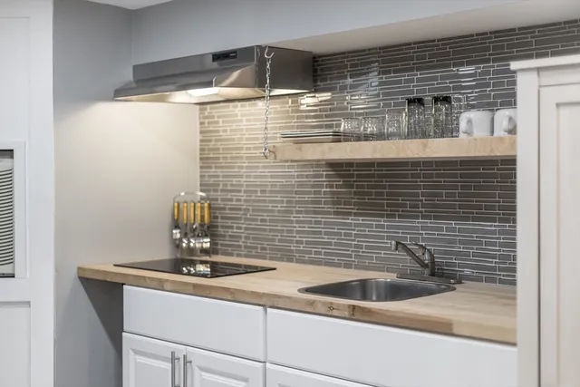 $2,800 | 20 Brigantine Avenue, Barnstable, MA 02655