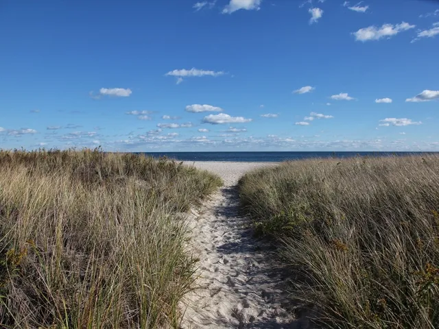 $2,800 | 20 Brigantine Avenue, Barnstable, MA 02655