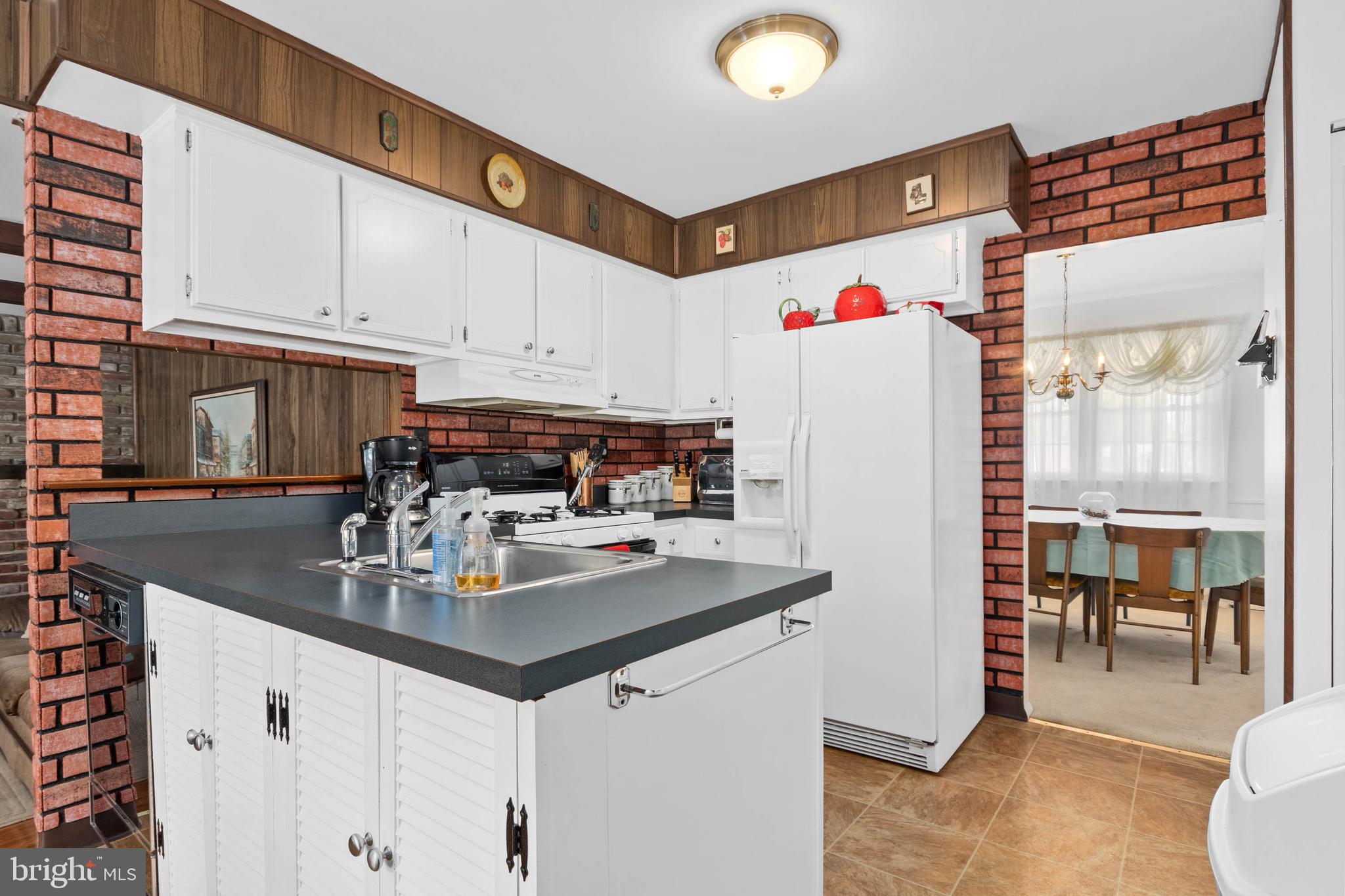 307 Georgetown Road Blackwood, NJ 08012 - Photo 11 of 32