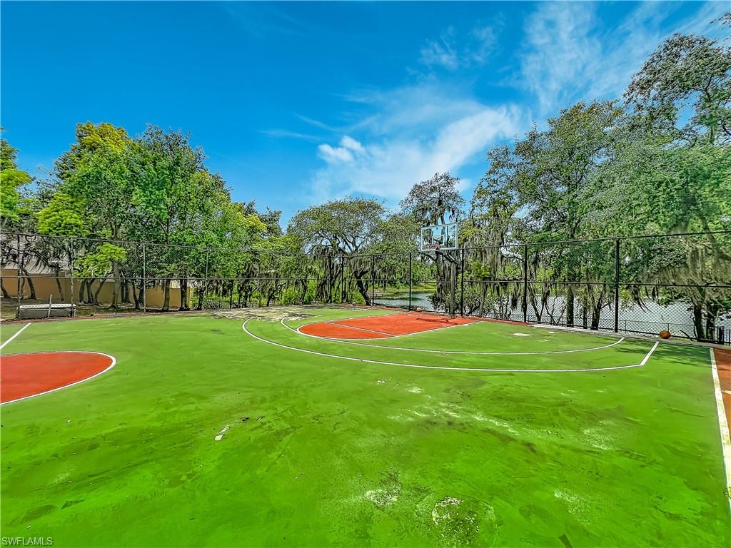 4200 South Hiawassee Road Orlando, FL 32835 - Photo 40 of 47 a view of a park with large trees