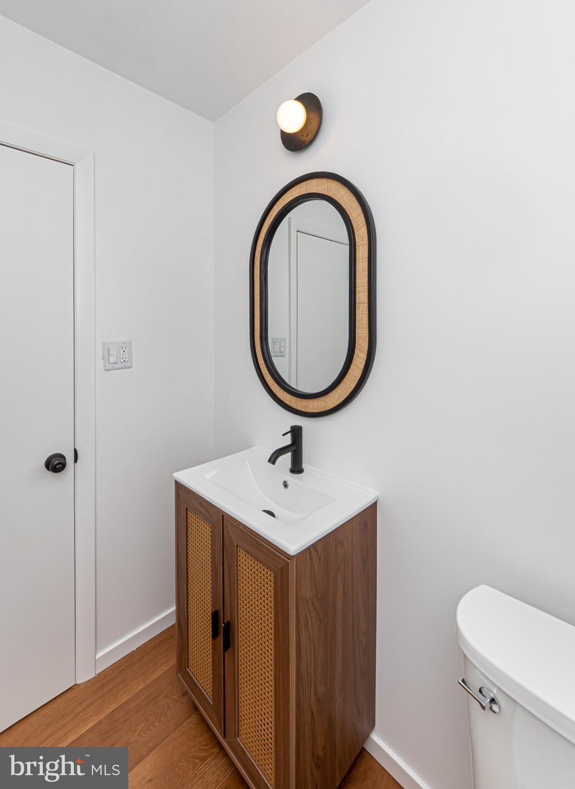 903 Ivy Hill Road Cockeysville, MD 21030 - Photo 75 of 100 Chic bathroom with modern design elements.