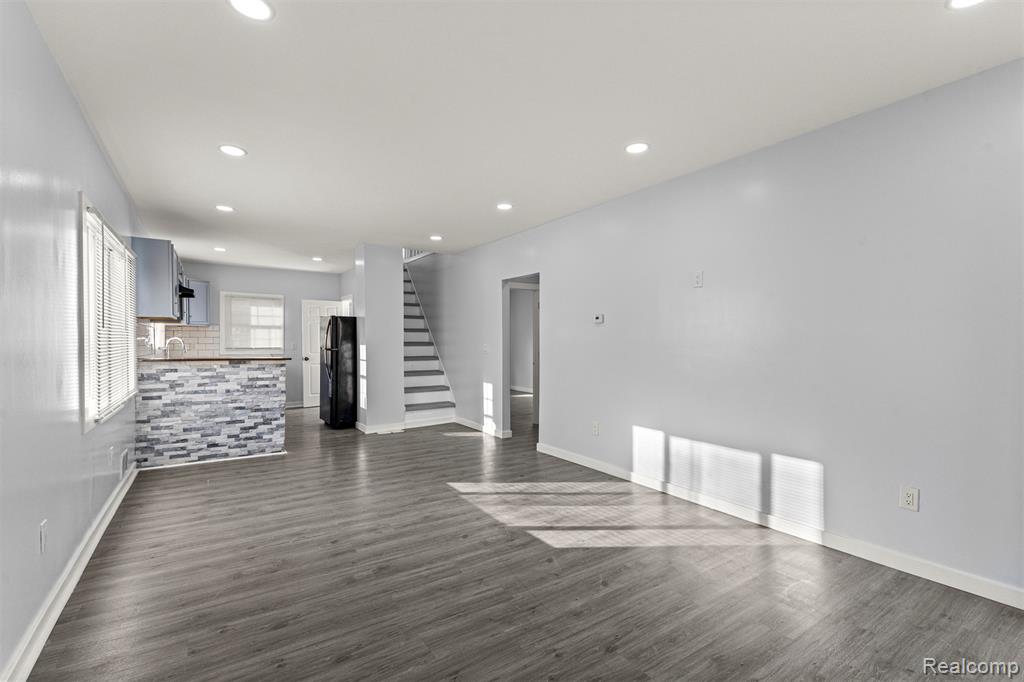 7007 Joy Road Detroit, MI 48204 - Photo 7 of 45 Gallery Image 7