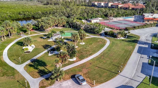 $475,000 | 4110 Catalina Drive, Bradenton, FL 34210