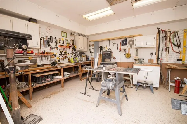 $475,000 | 4110 Catalina Drive, Bradenton, FL 34210