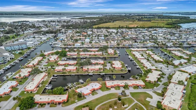 $475,000 | 4110 Catalina Drive, Bradenton, FL 34210