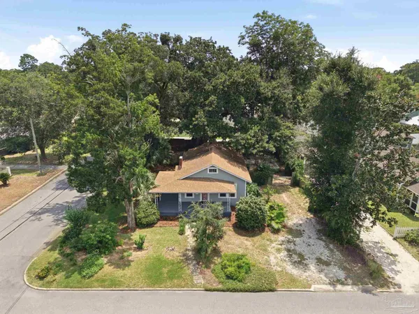 $299,500 | 2320 North 17th Avenue, Pensacola, FL 32503