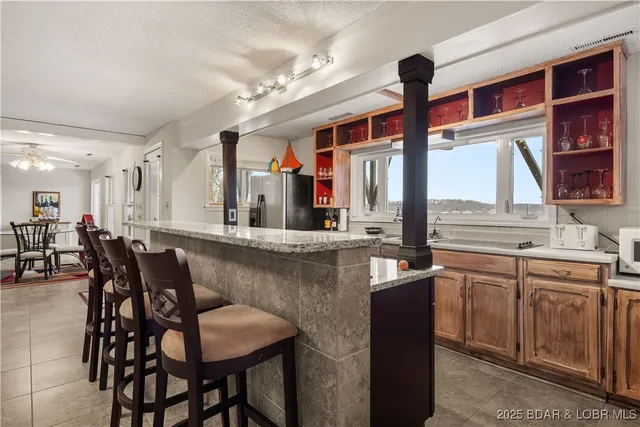 $939,000 | 180 Borders Drive, Lake Ozark, MO 65049