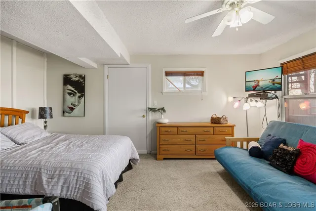 $939,000 | 180 Borders Drive, Lake Ozark, MO 65049