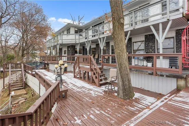 $939,000 | 180 Borders Drive, Lake Ozark, MO 65049