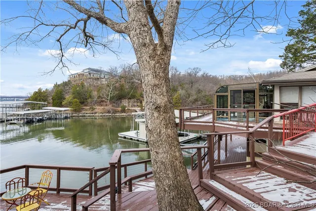 $939,000 | 180 Borders Drive, Lake Ozark, MO 65049