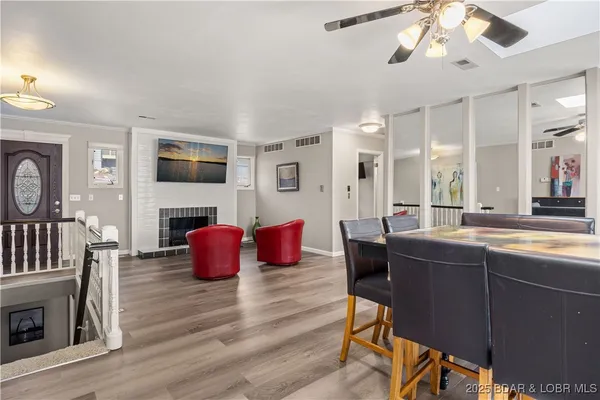 $899,000 | 180 Borders Drive, Lake Ozark, MO 65049