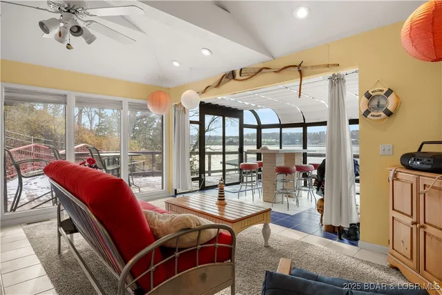 $939,000 | 180 Borders Drive, Lake Ozark, MO 65049