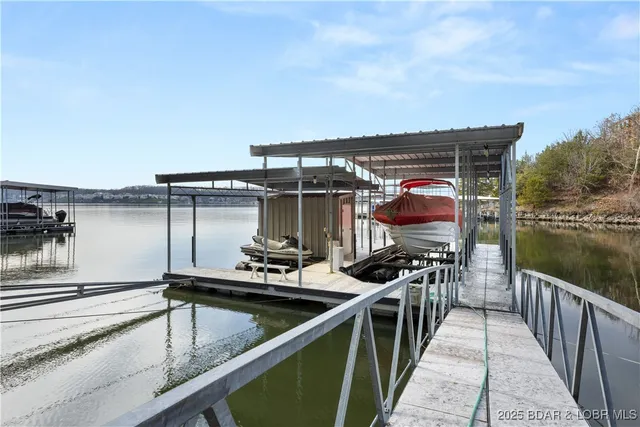 $939,000 | 180 Borders Drive, Lake Ozark, MO 65049