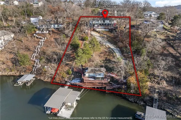 $899,000 | 180 Borders Drive, Lake Ozark, MO 65049