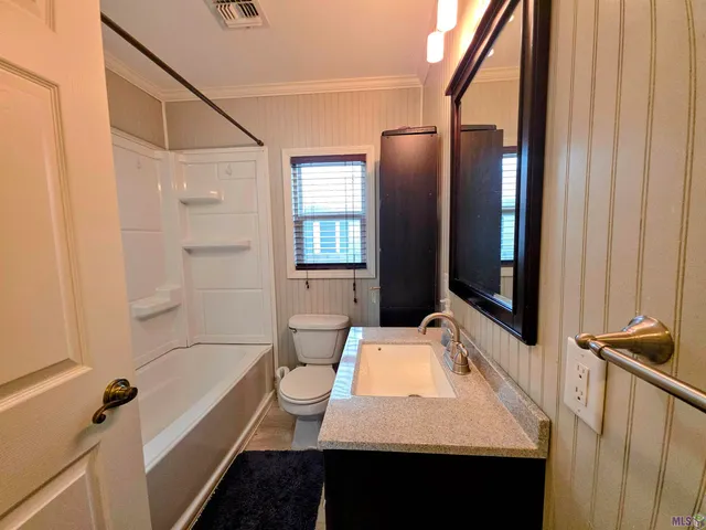 $122,500 | 207 East 2nd Street, Larose, LA 70373