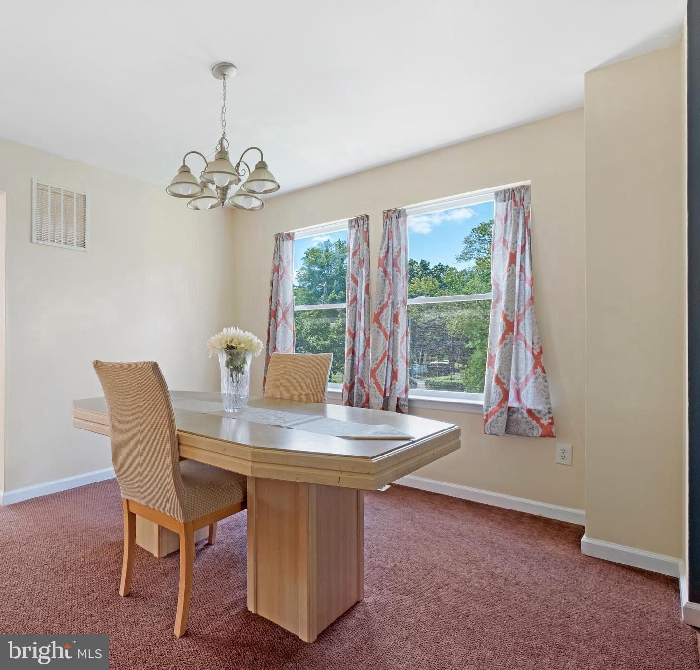 16 Mill Road Burlington, NJ 08016 - Photo 8 of 19 Gallery Image 8
