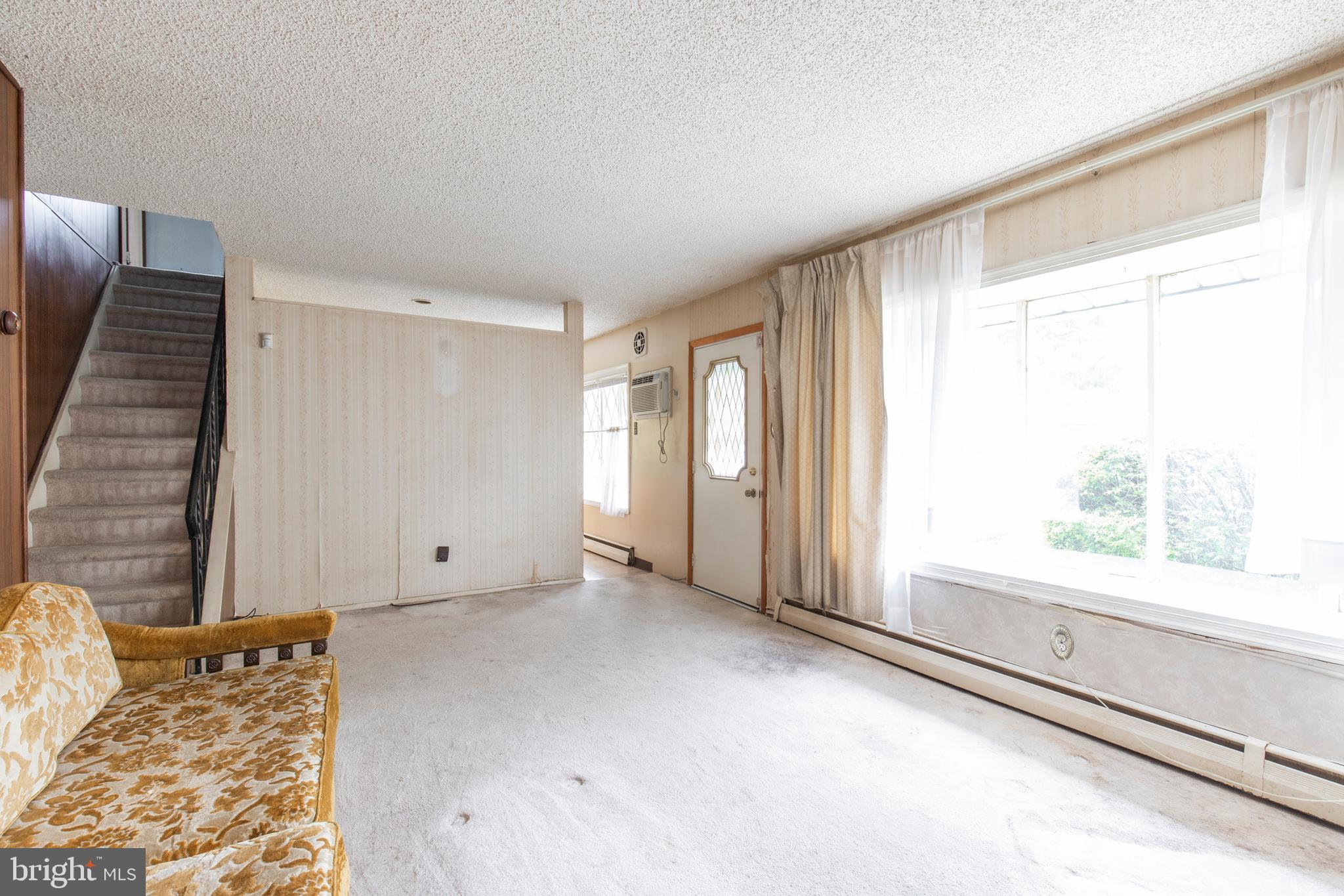 2803 Norcom Road Philadelphia, PA 19154 - Photo 8 of 26 Gallery Image 8