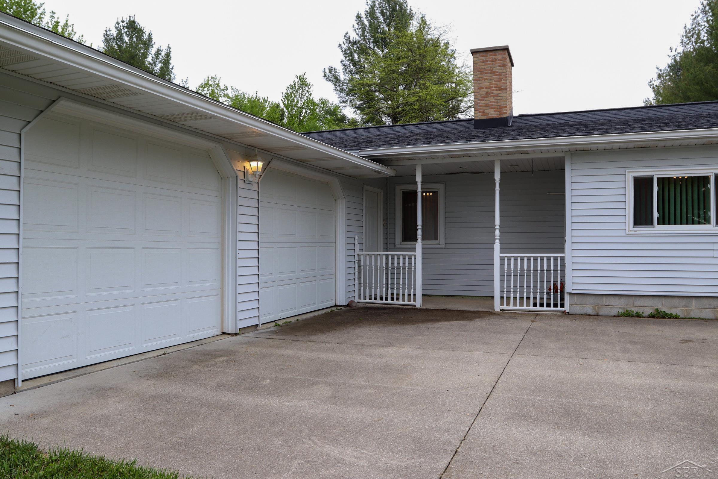 1443 East Brooks Road Midland, MI 48640 - Photo 4 of 28