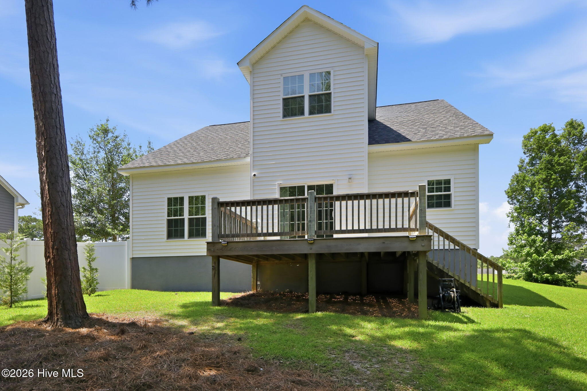 306 Oak Ridge Court Swansboro, NC 28584 - Photo 3 of 46