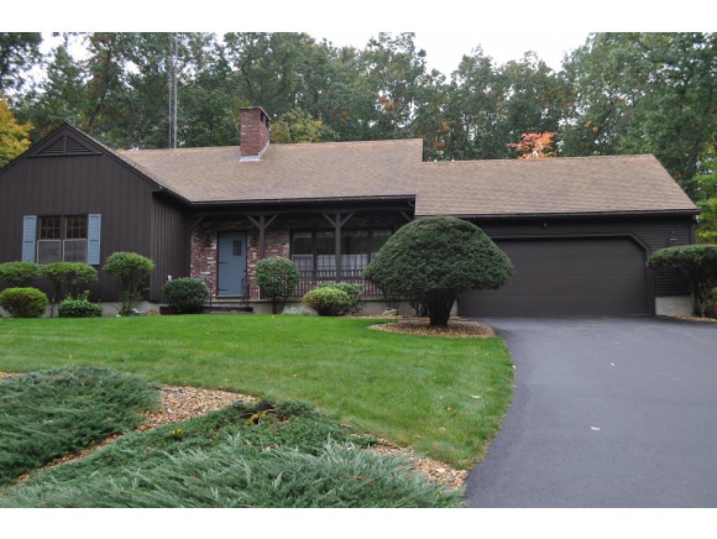 9 Ridgeview Drive Hooksett, NH 03106 - Photo 1 of 35 Gallery Image 1