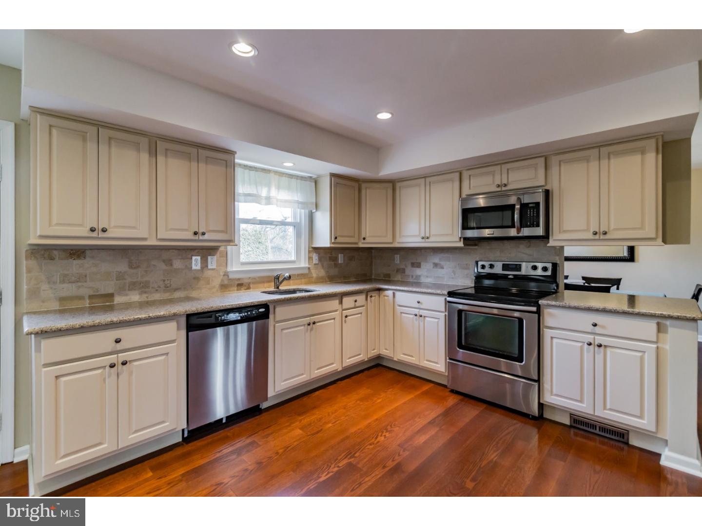 6307 East Valley Green Road Flourtown, PA 19031 - Photo 7 of 25 Gallery Image 7