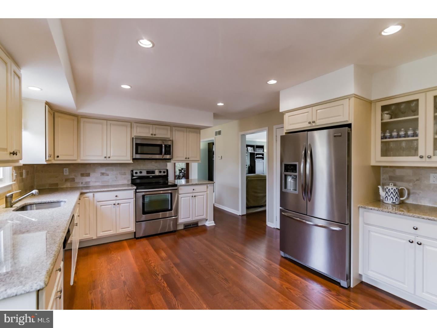 6307 East Valley Green Road Flourtown, PA 19031 - Photo 8 of 25 Gallery Image 8