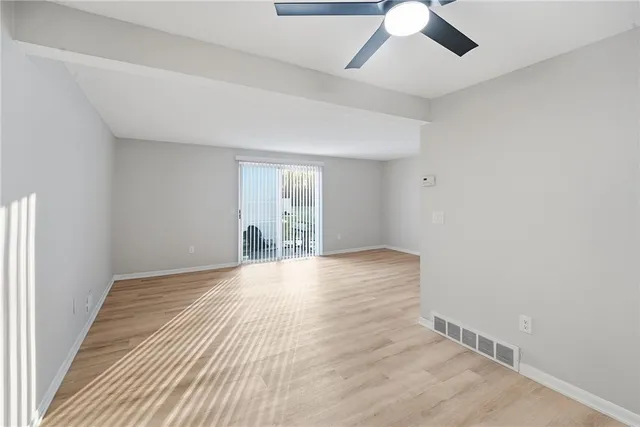 $2,500 | 17 Willowick Drive, Unit 15, Perinton, NY 14450