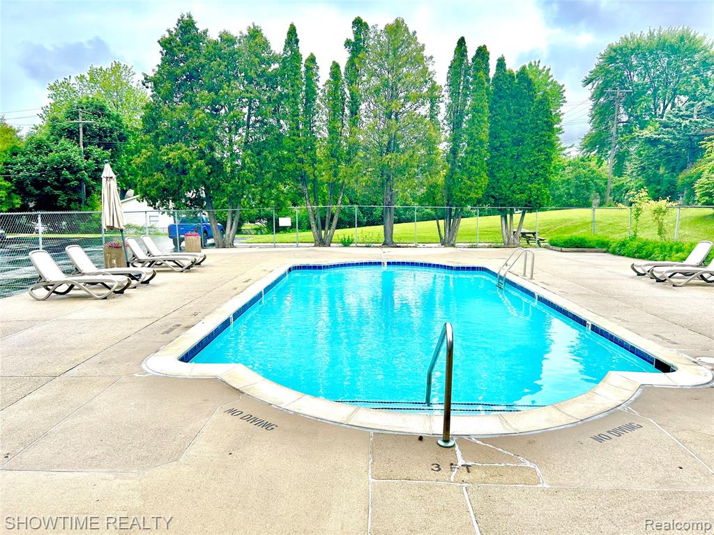 805 Plate Street, Unit 207 Rochester, MI 48307 - Photo 8 of 8 Gallery Image 8