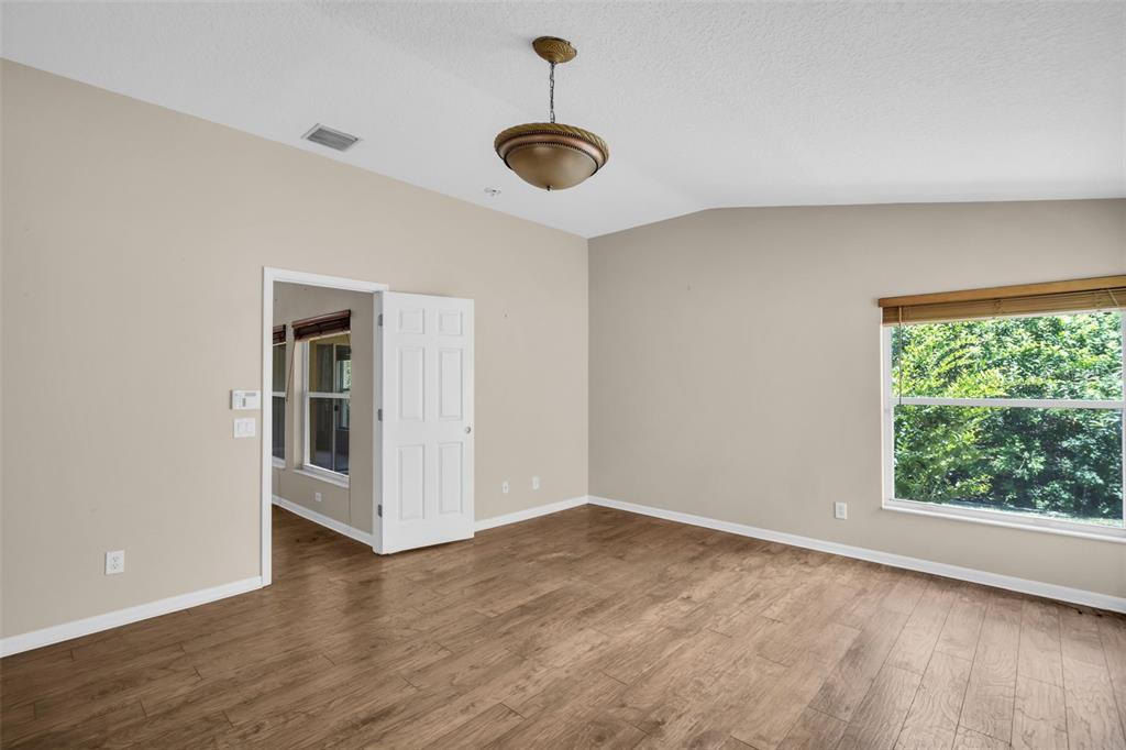 12415 Rustic View Court Tampa, FL 33635 - Photo 5 of 53