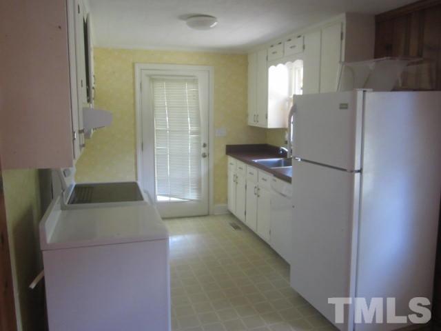 1867 Old Durham Road Roxboro, NC 27573 - Photo 11 of 16