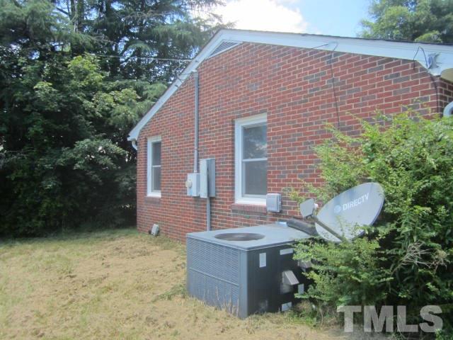 1867 Old Durham Road Roxboro, NC 27573 - Photo 5 of 16