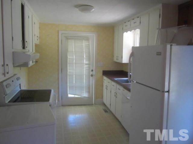 1867 Old Durham Road Roxboro, NC 27573 - Photo 8 of 16