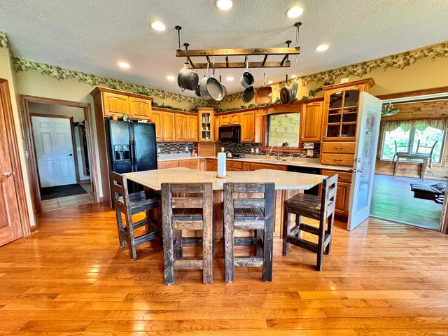 $849,900 | 5936 County Road 427, Auburn, IN 46706