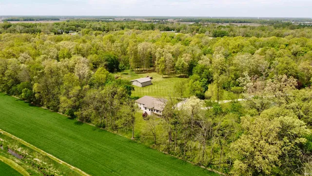 $849,900 | 5936 County Road 427, Auburn, IN 46706