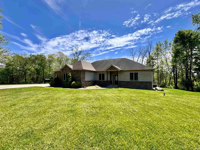 $849,900 | 5936 County Road 427, Auburn, IN 46706