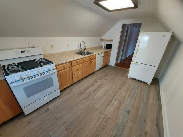 $1,600 | 48 West 32nd Street, Bayonne, NJ 07002