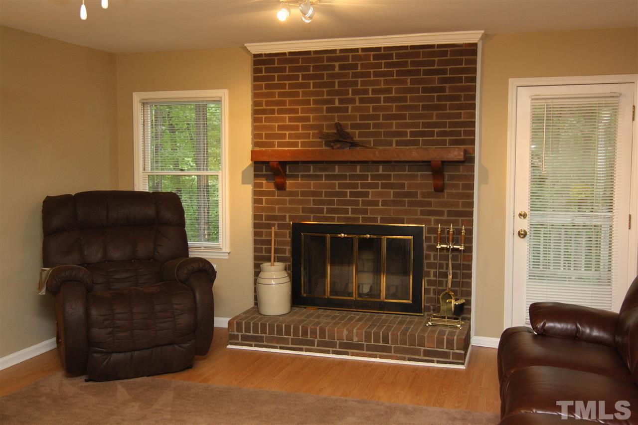 1052 Ridge Drive Clayton, NC 27520 - Photo 8 of 21 Gallery Image 8