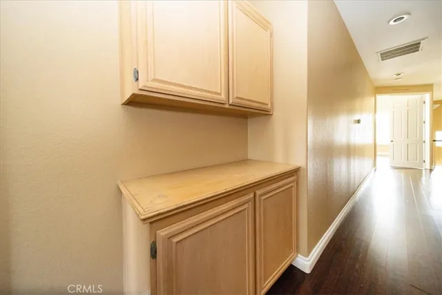 a view of utility room