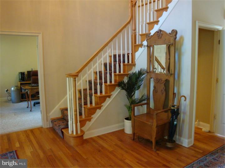 934 Spring Hill Road Riegelsville, PA 18077 - Photo 5 of 9